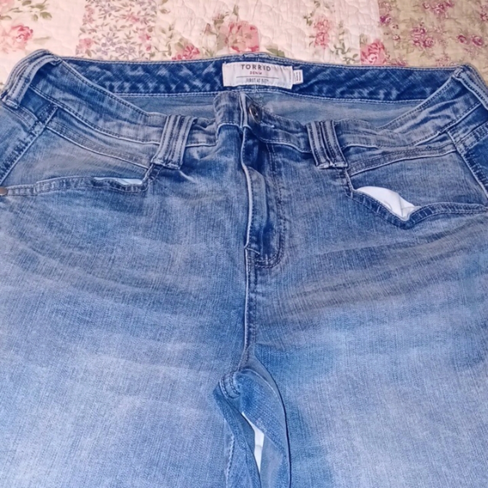 Torrid boyfriend jeans